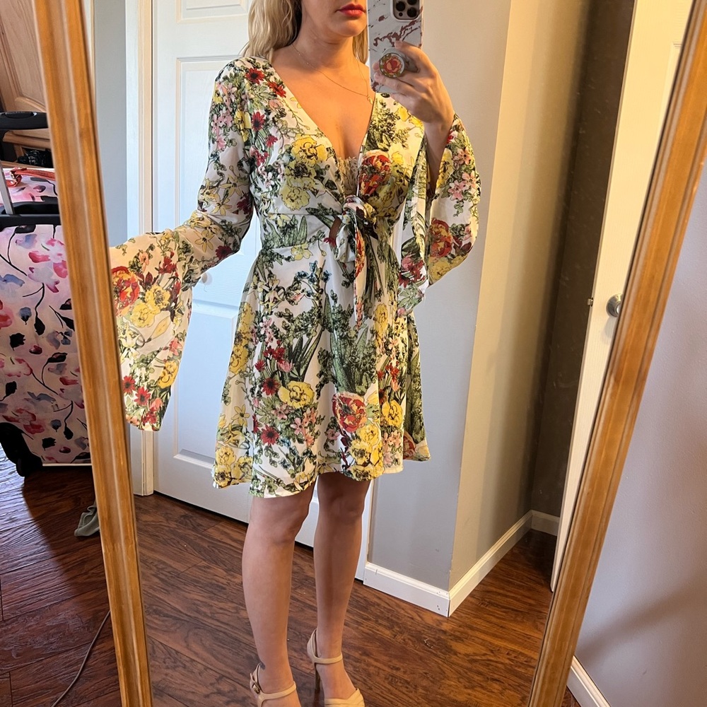 BooHoo floral dress size 6